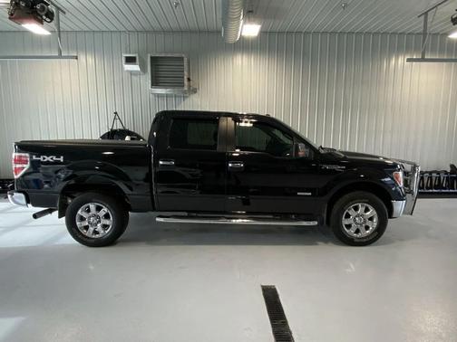 Tuxedo Black Metallic 2014 Ford F-150 XLT
