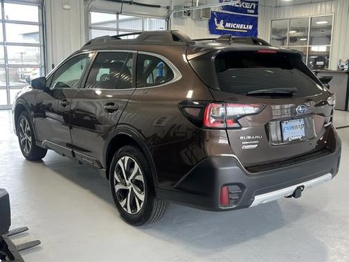 Cinnamon Brown Pearl 2022 Subaru Outback Limited