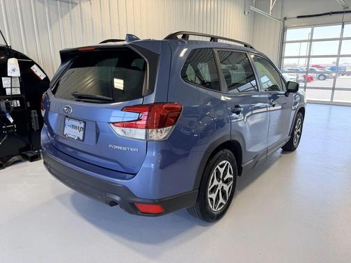 Horizon Blue Pearl 2023 Subaru Forester Premium