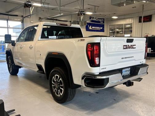 2022 GMC Sierra 2500 SLE