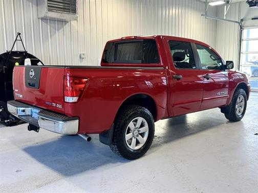 2012 Nissan Titan SV