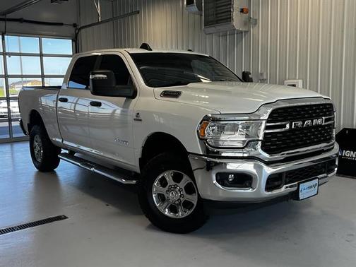 2024 RAM 2500 Big Horn Crew Cab 4x4 6'4' Box