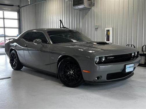 2017 Dodge Challenger R/T
