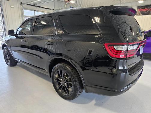 DB Black Clearcoat 2022 Dodge Durango GT Plus