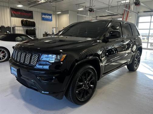 2021 Jeep Grand Cherokee Laredo