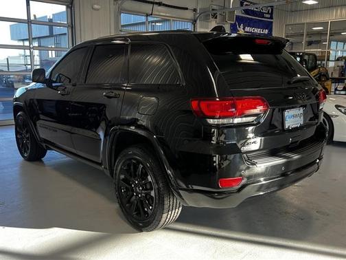 2021 Jeep Grand Cherokee Laredo