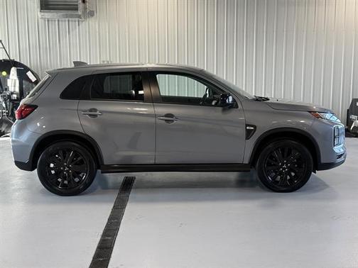 2025 Mitsubishi Outlander Sport 2.0 LE