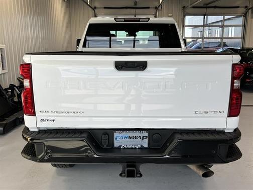 2024 Chevrolet Silverado 2500 Custom