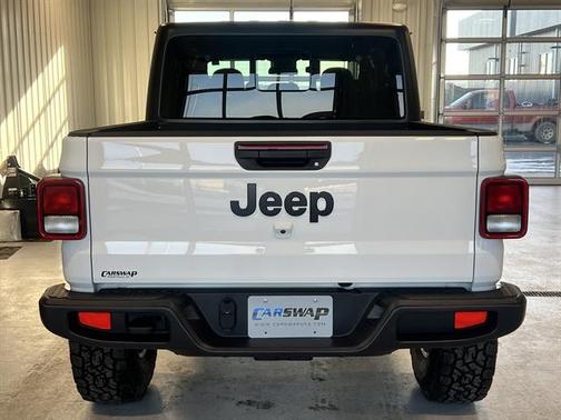 2025 Jeep Gladiator Sport S