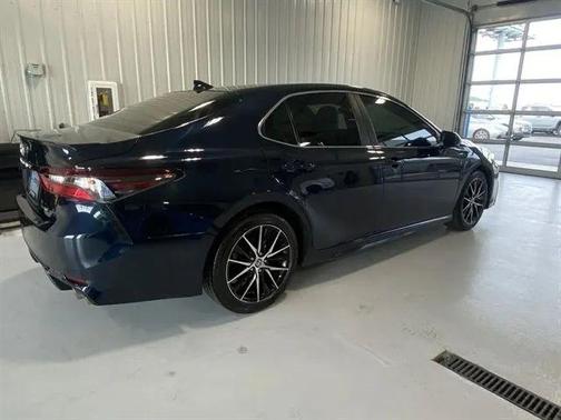 Galactic Aqua Mica 2021 Toyota Camry SE