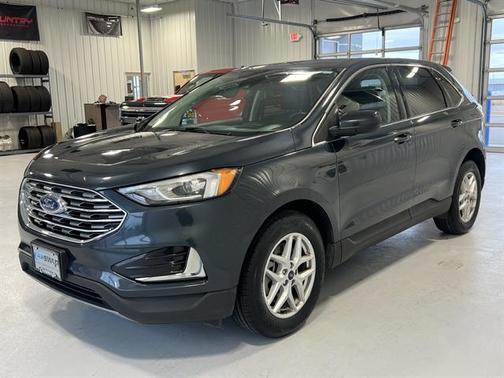 Blue Metallic 2022 Ford Edge SEL
