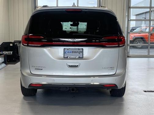 2022 Chrysler Pacifica Limited