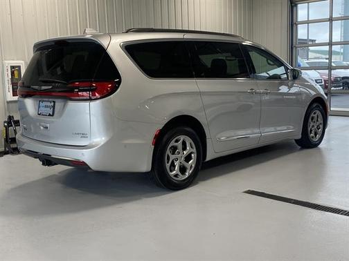 2022 Chrysler Pacifica Limited