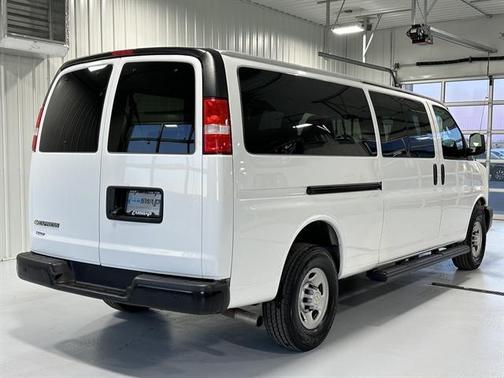 2022 Chevrolet Express 3500 RWD 3500 Extended Wheelbase LS