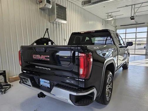 Onyx Black 2024 GMC Sierra 1500 SLT