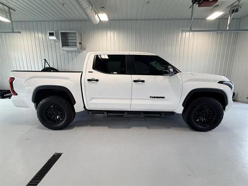 Ice Cap 2025 Toyota Tundra SR5