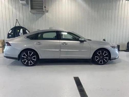 Lunar Silver Metallic 2023 Honda Accord Hybrid Touring