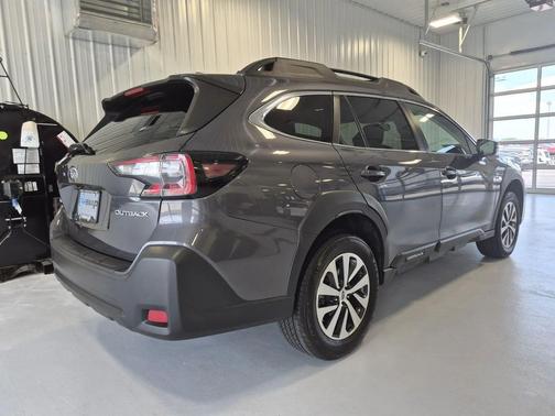 Gray Metallic 2023 Subaru Outback Premium