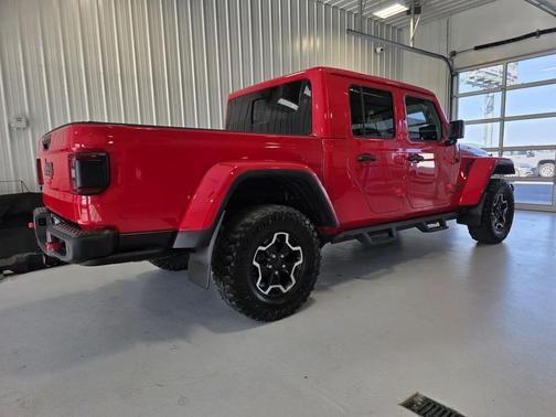 Firecracker Red Clearcoat 2020 Jeep Gladiator Rubicon