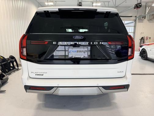 Oxford White 2025 Ford Expedition Max Platinum