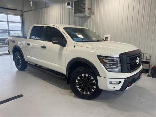 2020 Nissan Titan PRO-4X