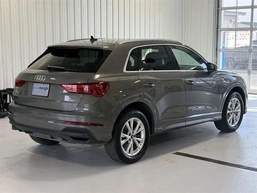 2023 Audi Q3 Premium 45 TFSI S line quattro Tiptronic