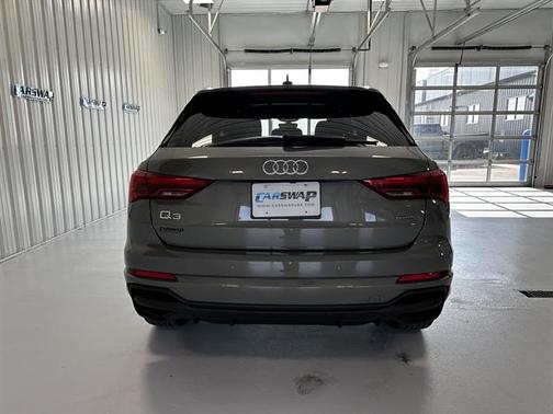 2023 Audi Q3 Premium 45 TFSI S line quattro Tiptronic