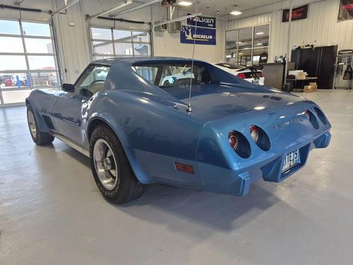 1975 Chevrolet Corvette Base