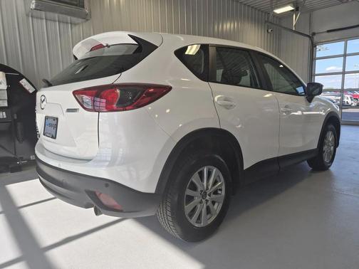 Crystal White Pearl Mica 2016 Mazda CX-5 Sport