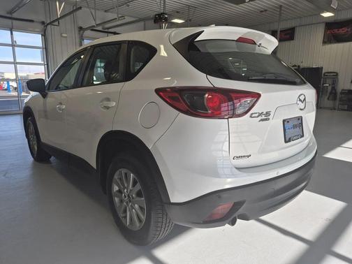 Crystal White Pearl Mica 2016 Mazda CX-5 Sport