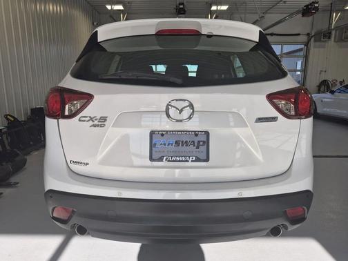 Crystal White Pearl Mica 2016 Mazda CX-5 Sport