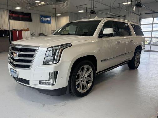 Crystal White Tricoat 2018 Cadillac Escalade ESV Premium Luxury