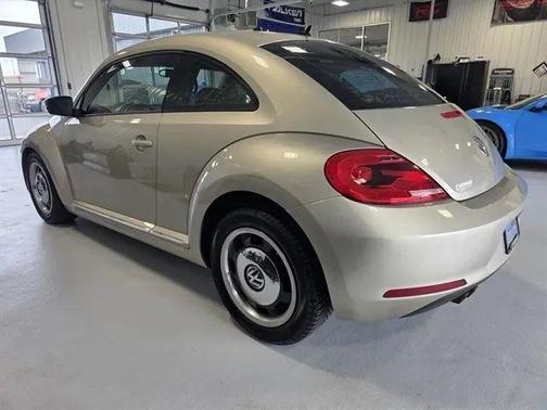 Reflex Silver Metallic 2013 Volkswagen Beetle 2.5L