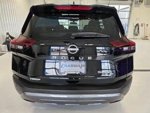 Super Black 2023 Nissan Rogue SL
