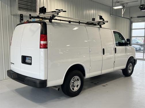 2021 Chevrolet Express 2500 RWD 2500 Regular Wheelbase WT