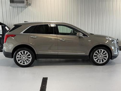 2019 Cadillac XT5 Premium Luxury