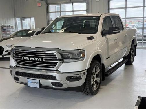 Bright White Clearcoat 2022 RAM 1500 Laramie