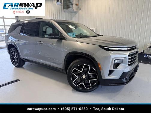 Sterling Gray Metallic 2025 Chevrolet Traverse High Country