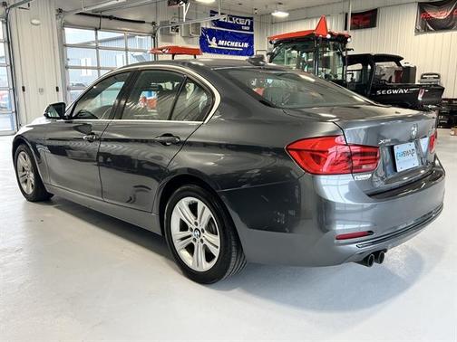 2018 BMW 330 xDrive