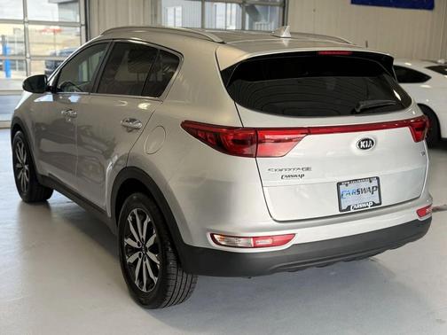 Sparkling Silver 2019 Kia Sportage EX