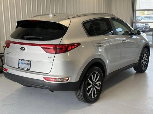 Sparkling Silver 2019 Kia Sportage EX