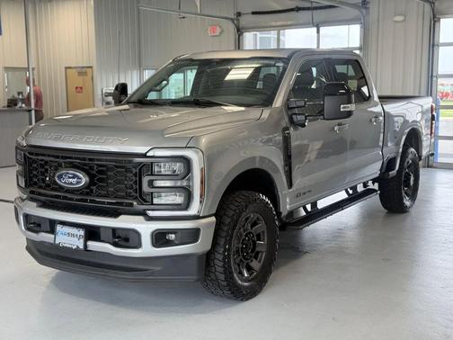 Iconic Silver Metallic 2024 Ford F-350 Lariat