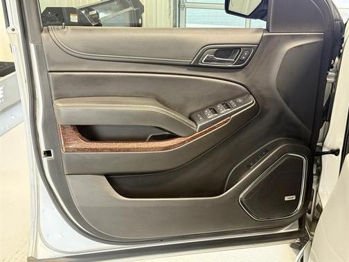 2020 GMC Yukon XL SLT