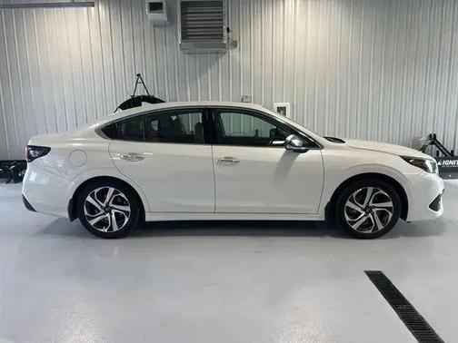 Crystal White Pearl 2022 Subaru Legacy Touring XT