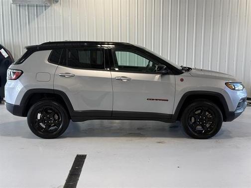 2023 Jeep Compass Trailhawk