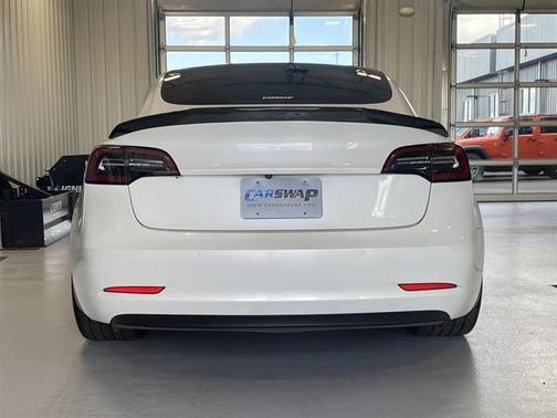 2020 Tesla Model 3 Performance