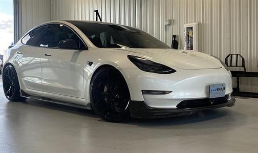 2020 Tesla Model 3 Performance
