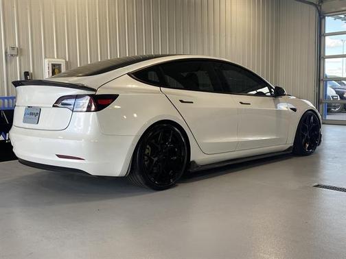 2020 Tesla Model 3 Performance