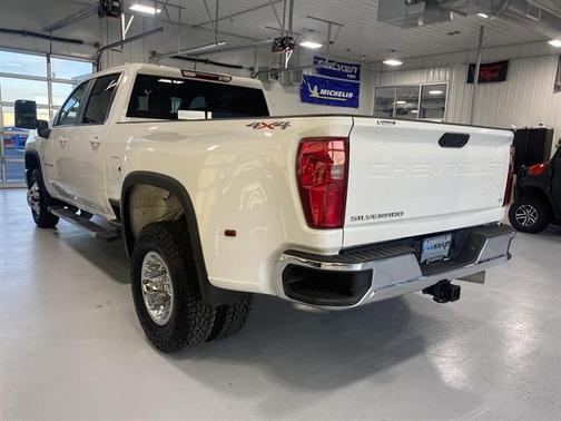 2024 Chevrolet Silverado 3500 LT