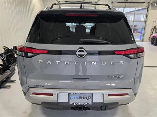 2024 Nissan Pathfinder Platinum 4WD